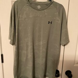 Under Armour Men's Camouflage Green Tee